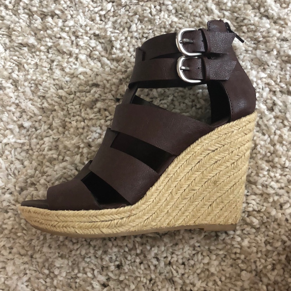 Wedges - Picture 3 of 3